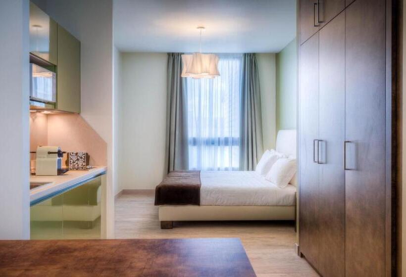 استودیوی سوپریور, Forte16 View & Spa