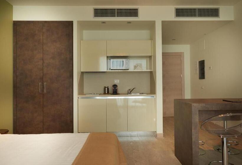 استودیوی استاندارد, Forte16 View & Spa