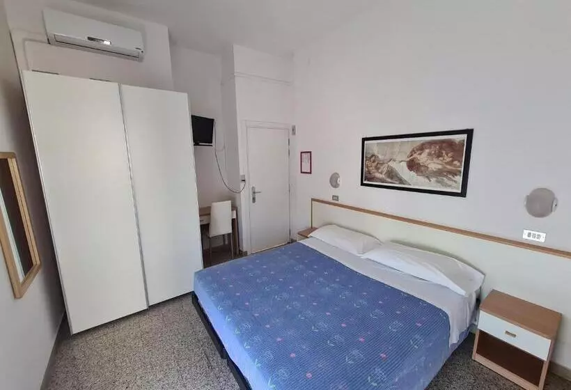 اتاق استاندارد با بالکن, Camelia
