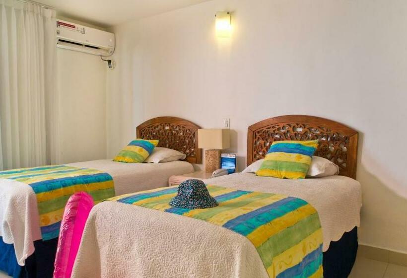 패밀리 룸, Cocoplum Beach