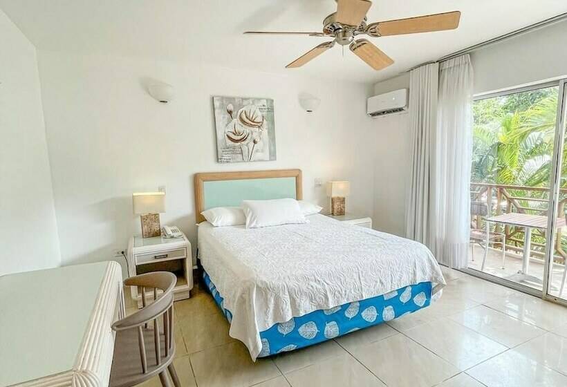 Номер Стандарт Двуспальная Кровать, Cocoplum Beach