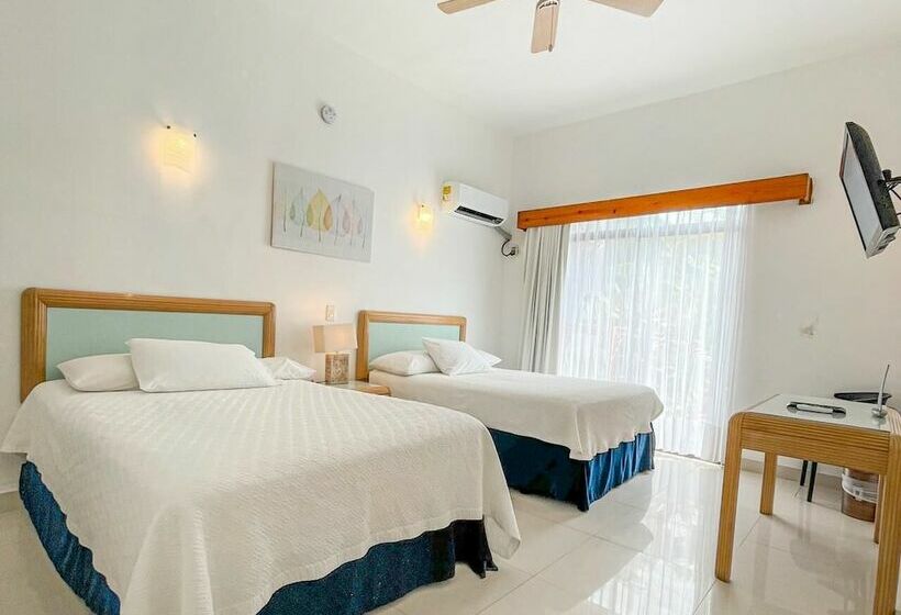 스탠다드 룸 더블 침대 2개, Cocoplum Beach