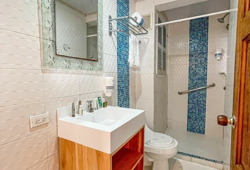 Номер Стандарт 2 Двуспальные Кровати, Cocoplum Beach