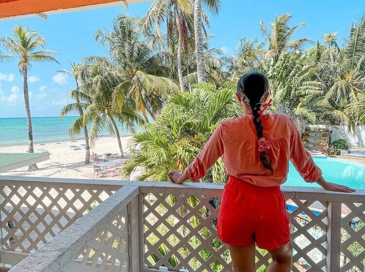 주니어 스위트, Cocoplum Beach