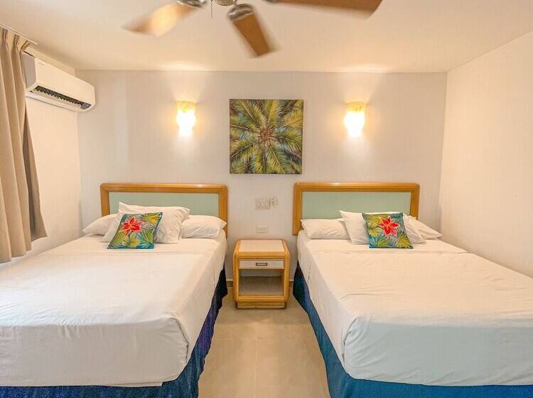 스탠다드 룸 더블 침대 2개, Cocoplum Beach