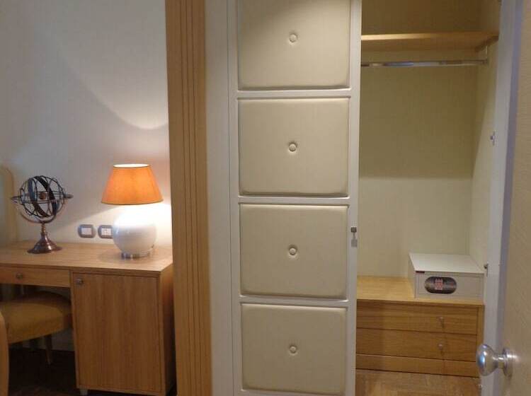 اتاق استاندارد, Erbavoglio