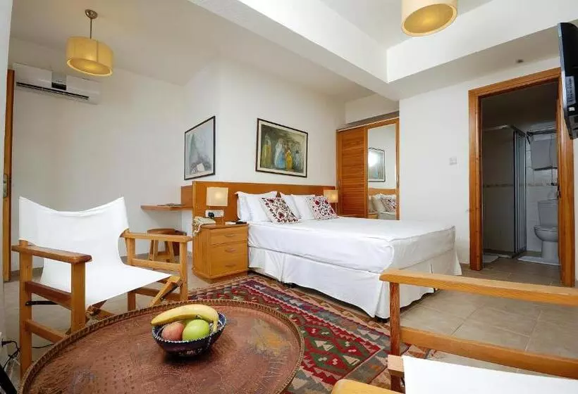 Suite Junior, Lycia