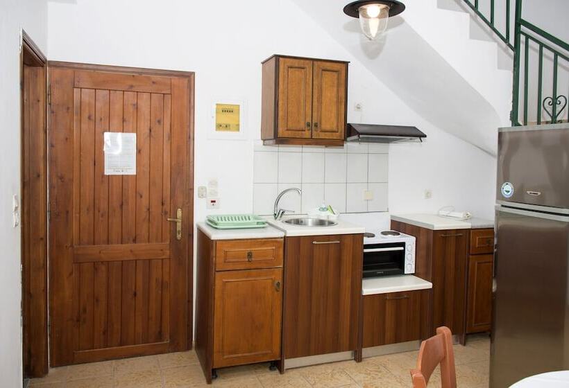 Апартаменты Дюплекс 1 Спальня, Olive Tree Apartments