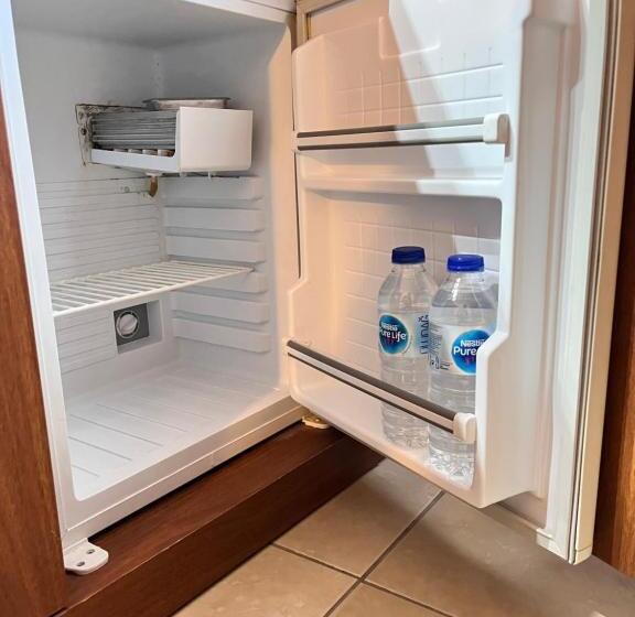 اتاق استاندارد با چشمانداز دریا, Royal Hill