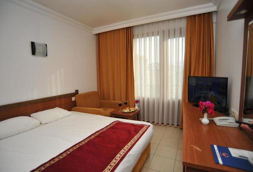 اتاق استاندارد با چشمانداز دریا, Royal Hill