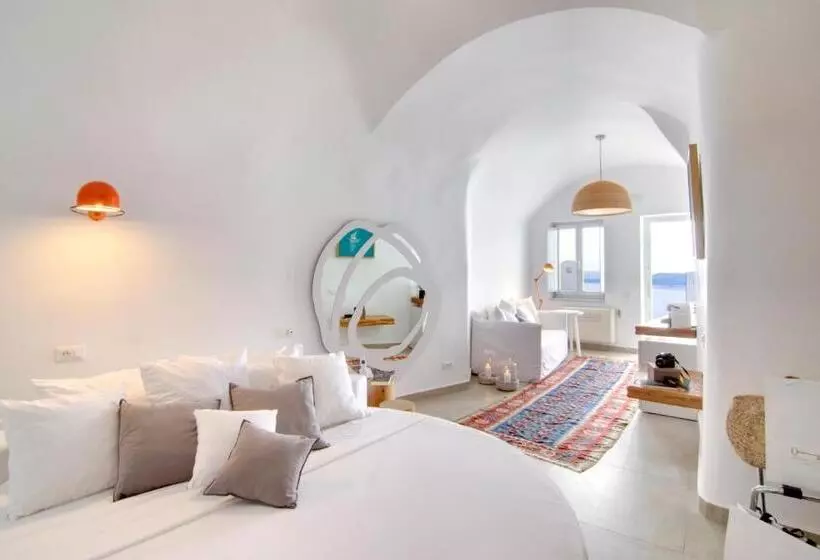 景色の見えるスイートルーム, Santorini Secret Suites & Spa, Small Luxury Hotels Of The World