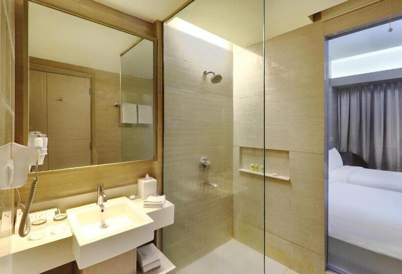 디럭스 룸, Swiss Belhotel Cirebon