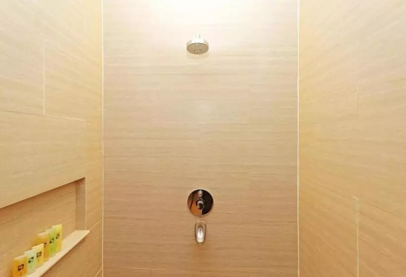 سوییت, Swiss Belhotel Cirebon
