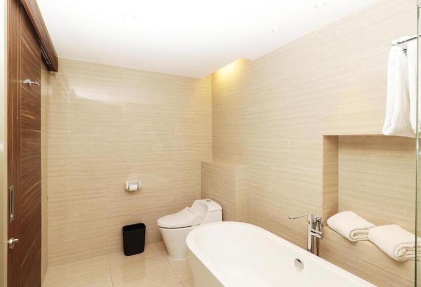 스위트, Swiss Belhotel Cirebon