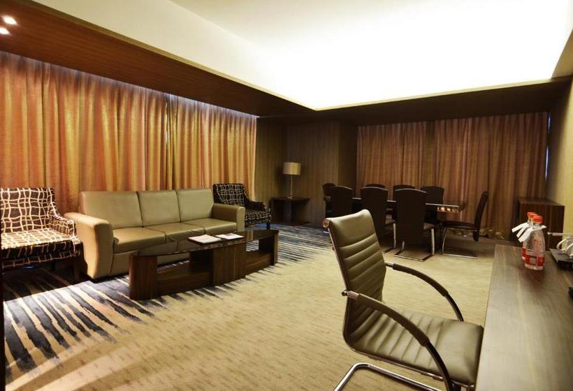 프레지덴셜 스위트, Swiss Belhotel Cirebon