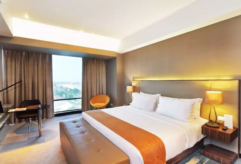 سوییت اجرایی, Swiss Belhotel Cirebon