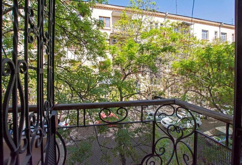 스탠다드 룸 공동 욕실, Yerevan Hostel