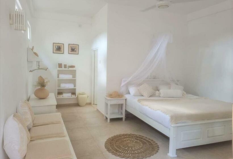 חדר דלוקס לשלושה, Golden Beach Paradise