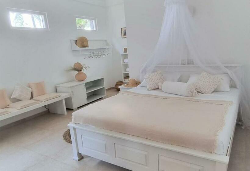 חדר דלוקס לשלושה, Golden Beach Paradise