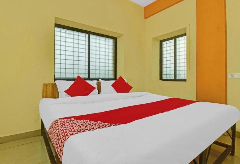 غرفة كلاسيكية ثلاثية, Oyo Flagship 85024 Golden Key