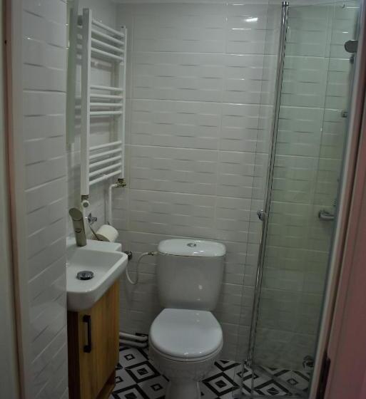 غرفة قياسية, Pensiunea Ober