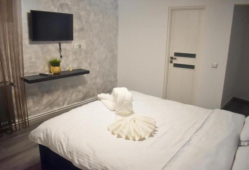 غرفة قياسية سرير كينج, Pensiunea Ober