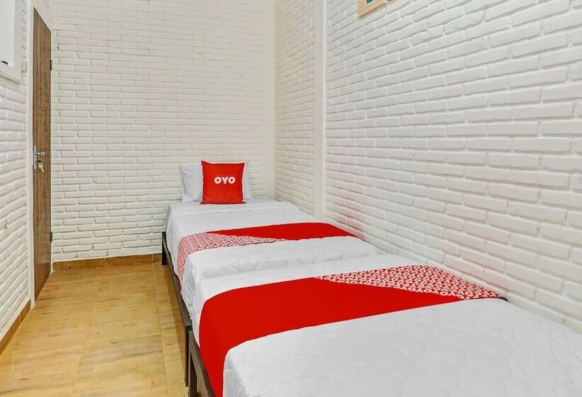 اتاق استاندارد, Oyo 90828 Ara Guest House