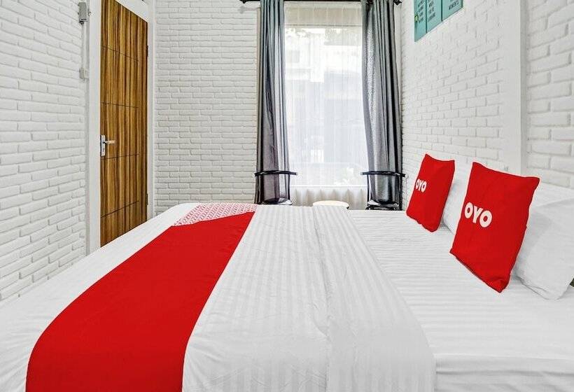 اتاق لوکس, Oyo 90828 Ara Guest House