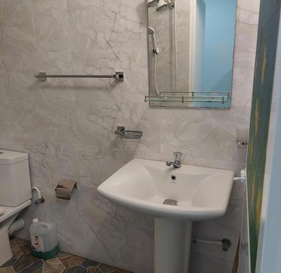 スタンダードルーム, Pasindu Place