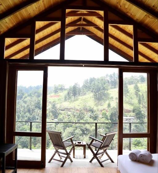 スタンダード４人部屋, Riverbank Resort Gampola