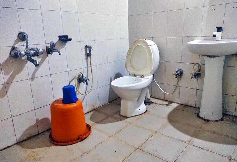 חדר דלוקס, Staymaker Pushpagiri Comforts