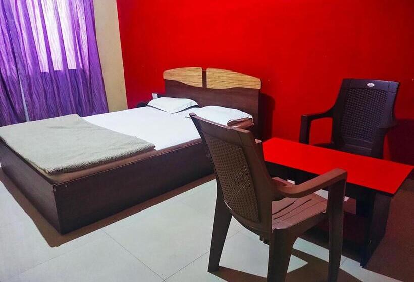 חדר אקונומי, Staymaker Pushpagiri Comforts