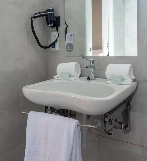 身障者適用スタンダードルーム, Meu Hotel Porto Gandra