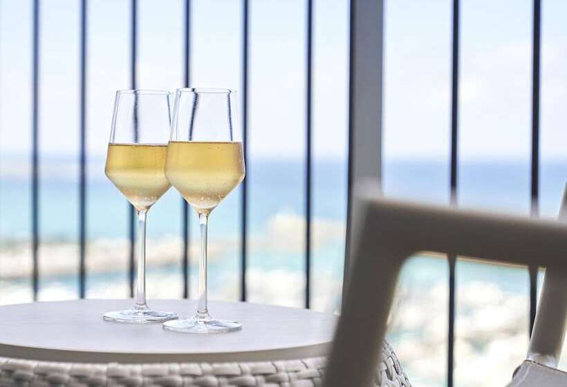 חדר קלאב, Okinawa Prince Hotel Ocean View Ginowan