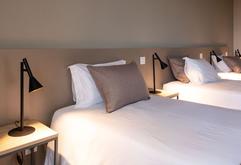 غرفة قياسية ثلاثية, Meu Hotel Porto Gandra