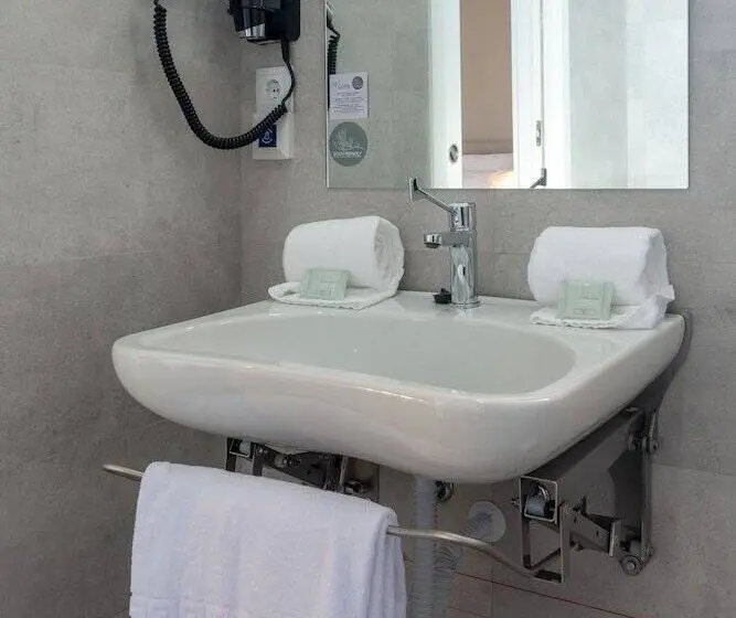 身障者適用スタンダードルーム, Meu Hotel Porto Gandra