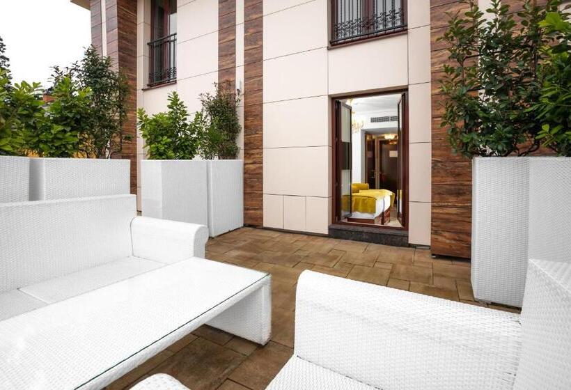 اتاق سوپریور سه تخته, Integra Banja Luka