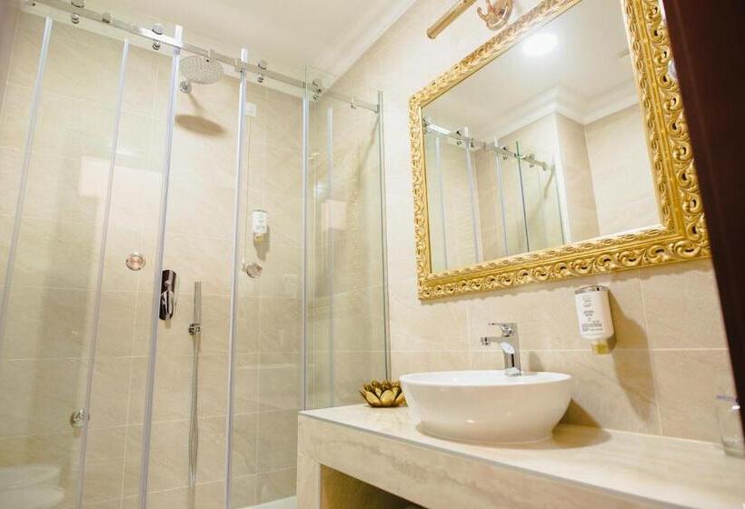 اتاق پریمیوم چهارنفره, Integra Banja Luka