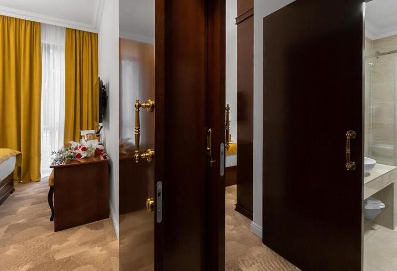اتاق پریمیوم چهارنفره, Integra Banja Luka
