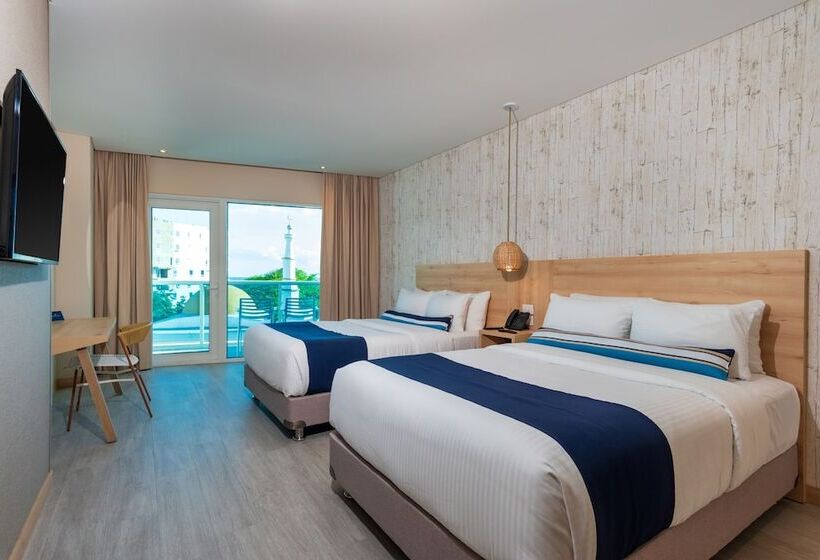 带2个双人床的标准工作室, Aquamare