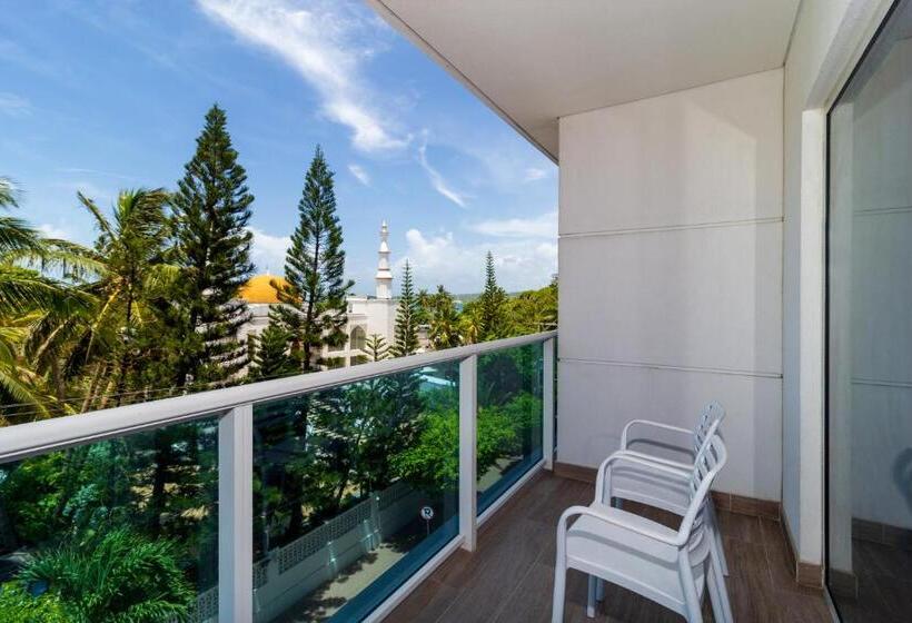 标准间带阳台, Aquamare