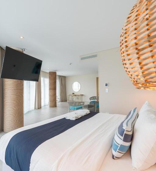 带阳台套房, Aquamare