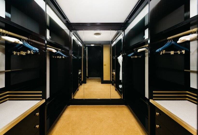 带河湖景观的套房, Casa Cipriani New York