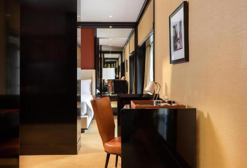 带河湖景观的套房, Casa Cipriani New York