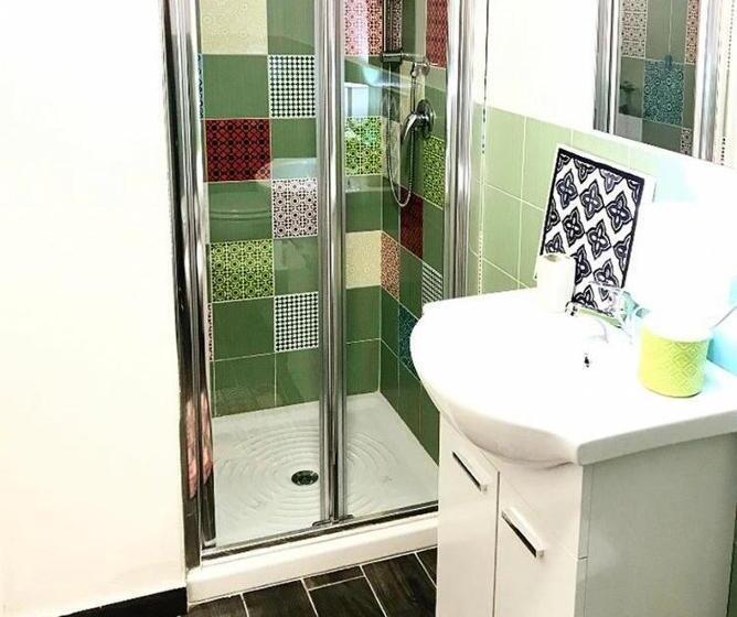 חדר סטנדרט לשלושה עם טרסה, Villa Laregina