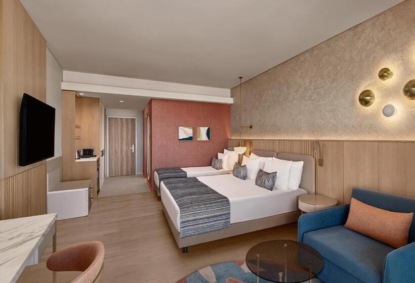 Standard Quadruple Room Sea View, Akra Sorgun Tui Blue Sensatori