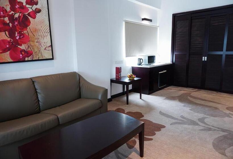 سوئیت با تخت بزرگ, Amansari Residence Resort