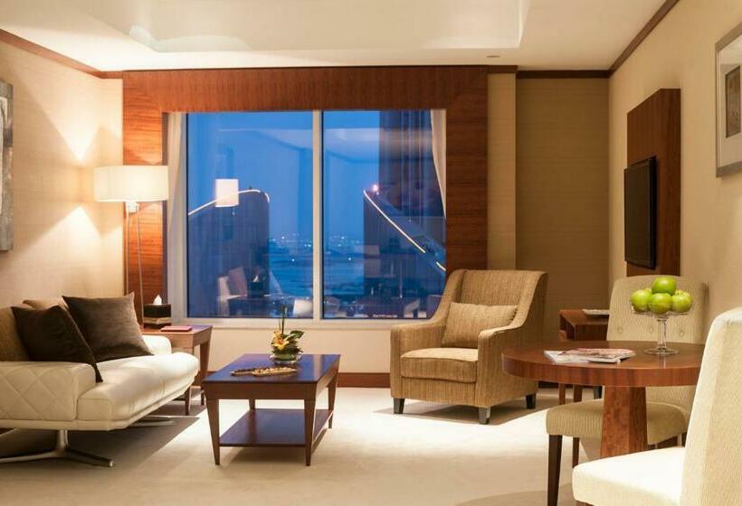 سوئیت پریمیوم 2 خوابه, Carlton Downtown