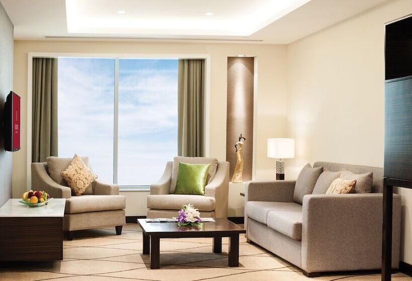 سوئیت با چشمانداز, Carlton Downtown