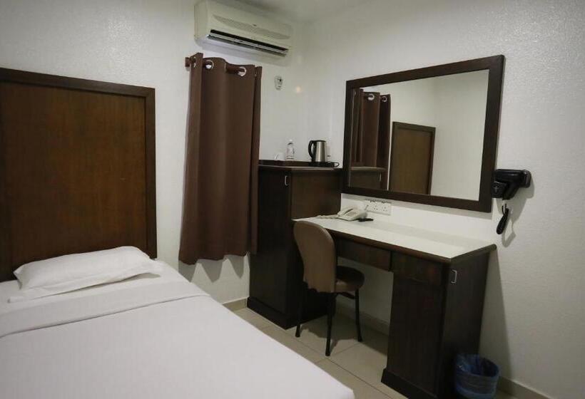 غرفة قياسية فردية, Crystal Lodge